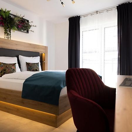 Bed And Breakfast - Homburg Am Main 외부 사진